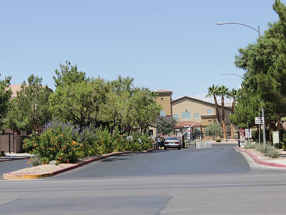 2nd image of 6808 Pacific Craft Ln