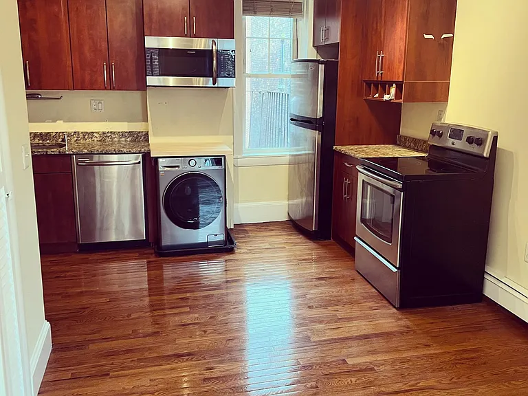 286 Cambridge St #7 — Photo 3