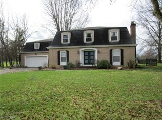 3701 Villa Marie Rd, Lowellville, OH 44436