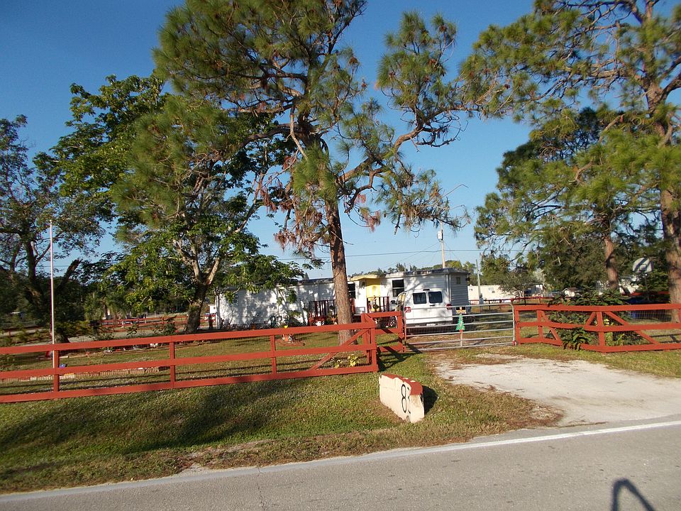 1st image of 8306 Hart Dr
