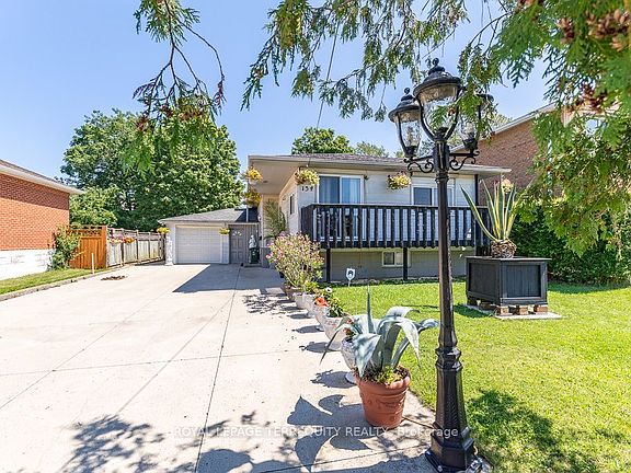 5th image of 134 Homeside Ave