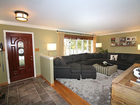 5th image of 17137 Shetland Dr