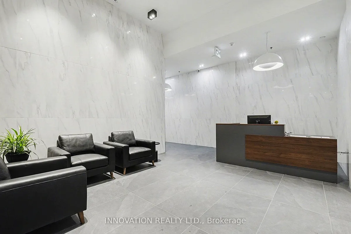 Building Photo - 203 Catherine St #411