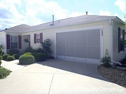 Front of Home 3 Bedroom 2 Bath Golf View
						:
						3/2/2 Golf Front Villa with Screen for Garage Easy Maintenance Yard
