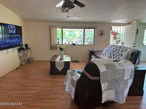 4th image of 3340 E Lamb Dr