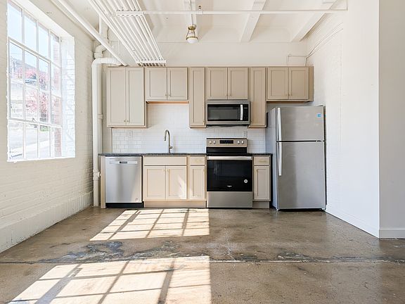 2nd image of 305 6th St #11361181