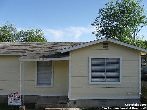 1st image of 324 Maryland St