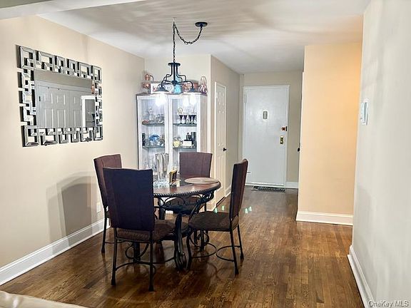 5th image of 530 Dubois Avenue # 2C