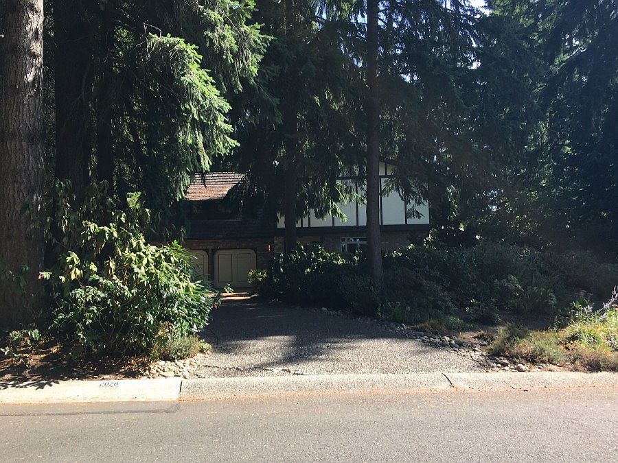 1st image of 2028 208th Pl NE
