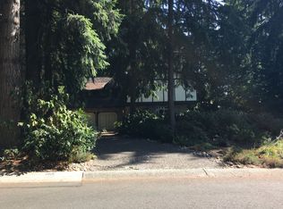2028 208th Pl NE, Sammamish, WA 98074