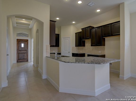 2nd image of 1404 Kamryn Way