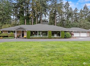 11304 Clovercrest Dr SW, Lakewood, WA