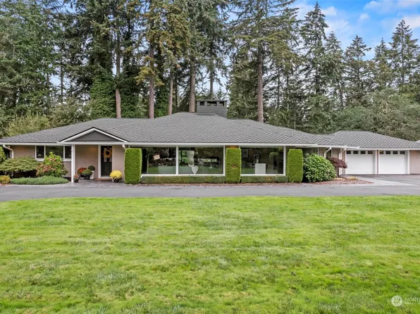 11304 SW Clover Crest Drive, Lakewood, WA 98499