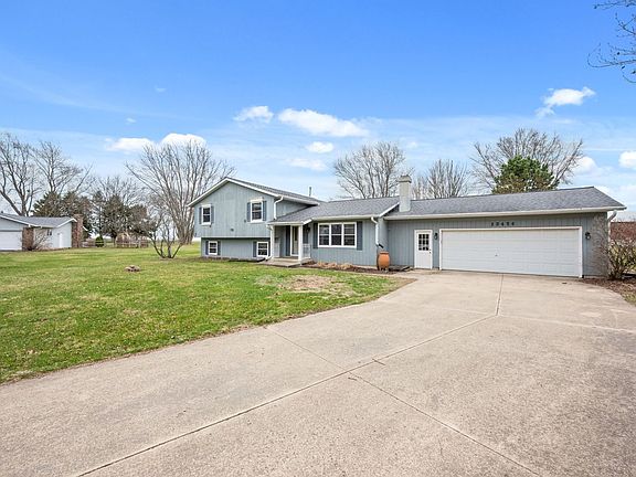 4th image of 2S456 Cedar Ct