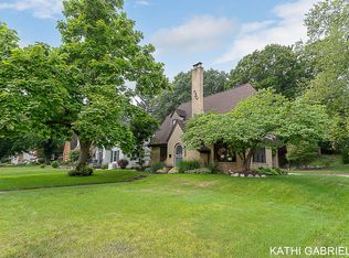 1001 Sheldon Rd, Grand Haven, MI 49417