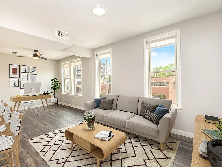 920 S 2nd St #2 — Photo 7