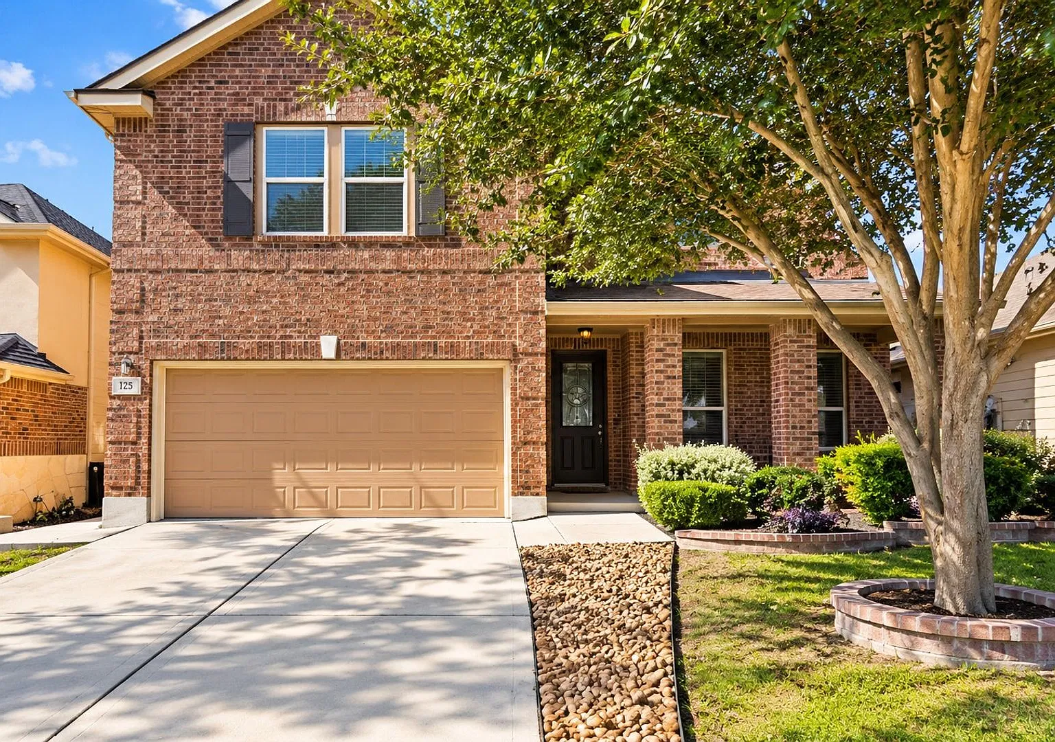 Beautiful 4-Bedroom Home in Cibolo Valley | Downstairs Primary Suite, Game Room & Community Pool! — Photo 1