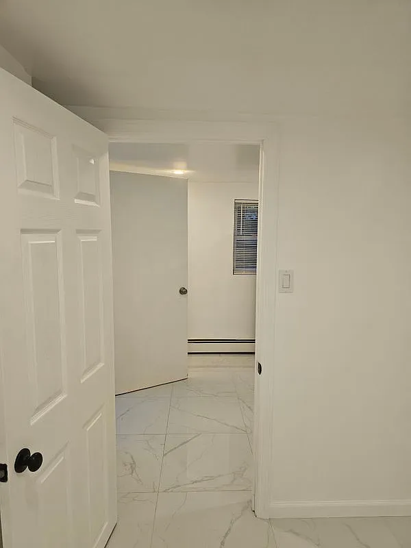 1 bed, 1.0 bath, 500 sqft, $2,000 — Photo 3