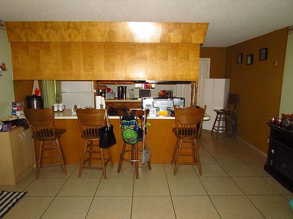 4th image of 1519 Quitaca Dr