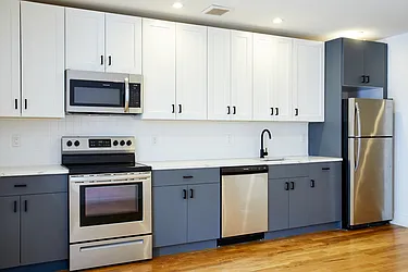 Rented by Venn NY Inc