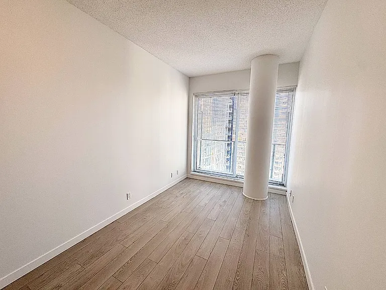 97 W Georgia St #2101 — Photo 3
