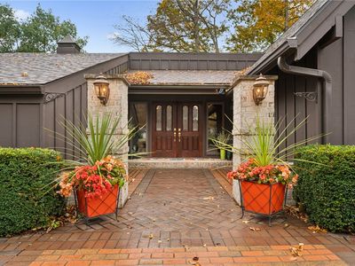 288 Latonka Dr, Mercer, PA, 16137