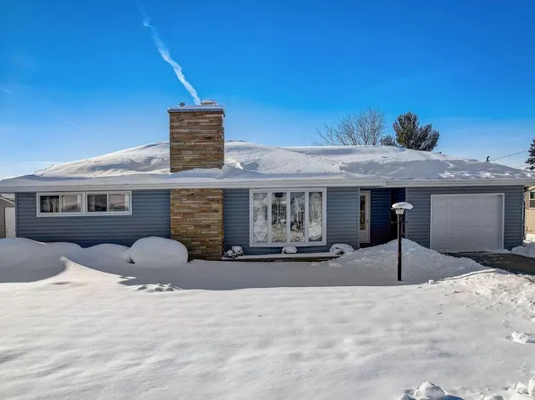 1512 Sandy LANE, Watertown, WI 53098