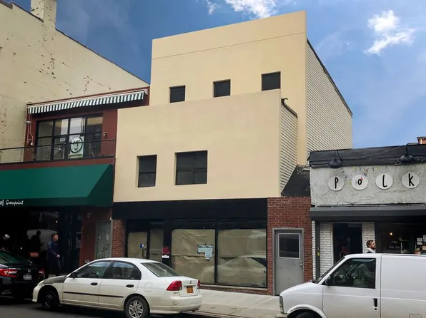 730 Manhattan Ave, Brooklyn, NY 11222