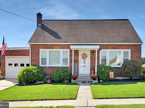 49 Rosemont Ave, Cleona, PA 17042