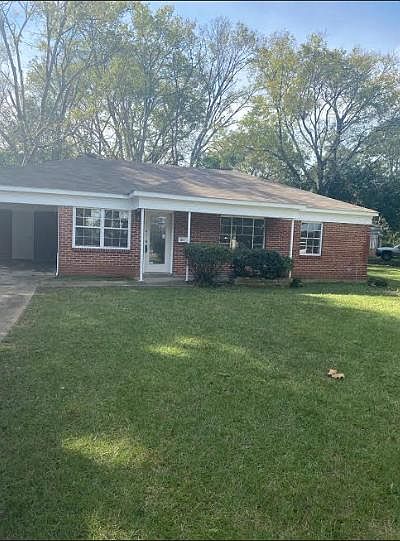 1st image of 1009 Grenada Dr