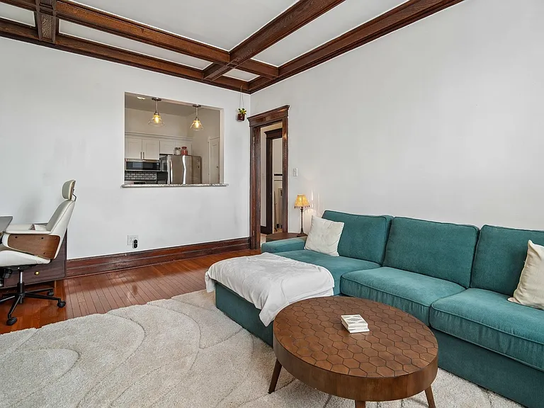 27 Thorne St #5 — Photo 2