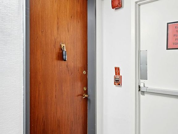 3rd image of 3600 Conshohocken Ave APT 1204