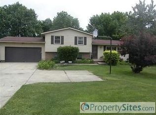 4581 Wyoga Lake Rd, Stow, OH 44224