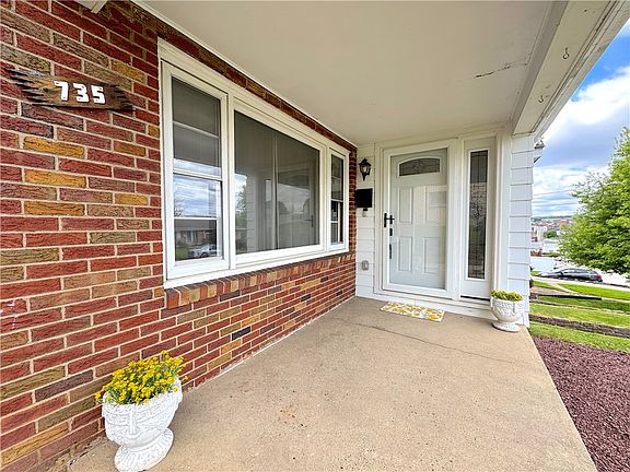 5th image of 735 Depot St