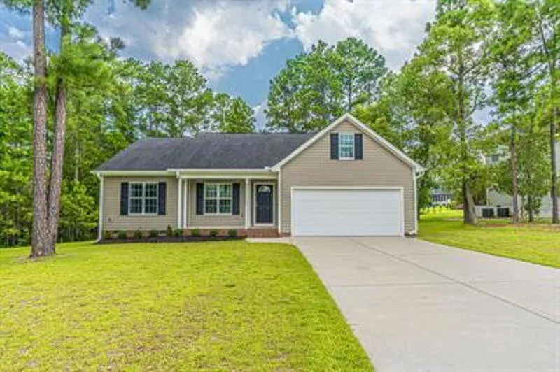 3 bed, 2.0 bath, 1616 sqft, $1,800 — Photo 2
