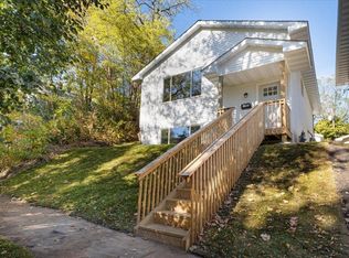 1041 Fremont Ave, Saint Paul, MN 55106