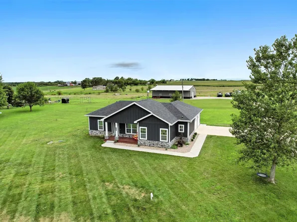 22389 K 16 Hwy, Holton, KS 66436