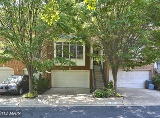 4196 Lord Culpeper Ln, Fairfax, VA 22030