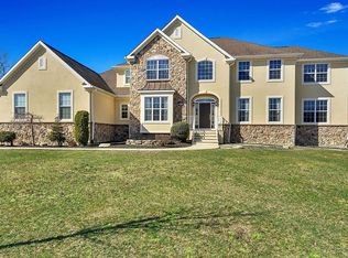 1822 Charlton Cir, Toms River, NJ