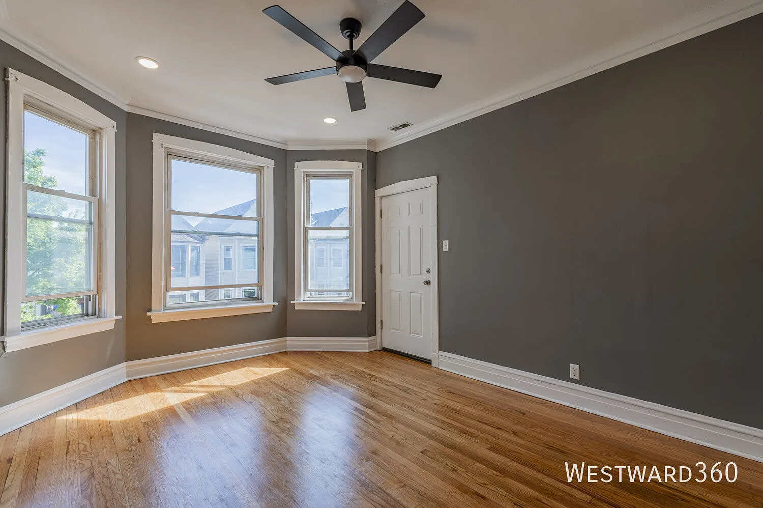Available Now! Main Floor 2bd/1bth + Attic With 1bd/1bth — Photo 2