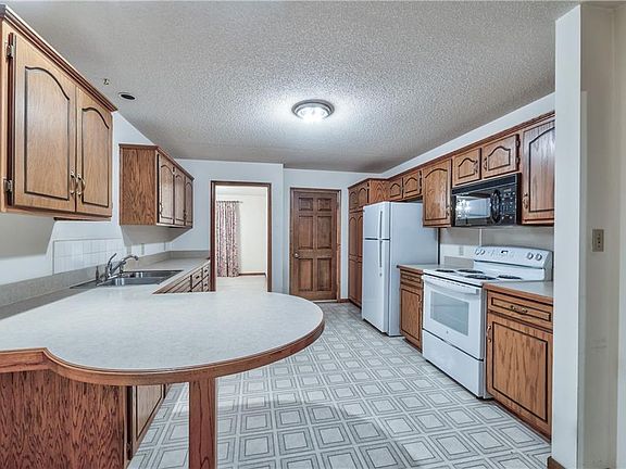 5th image of 1505 Gatewood St