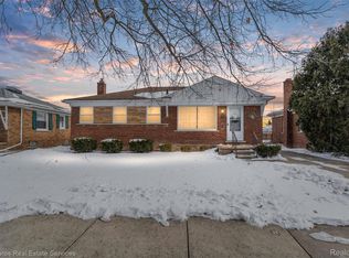 25564 Koontz St, Roseville, MI 48066