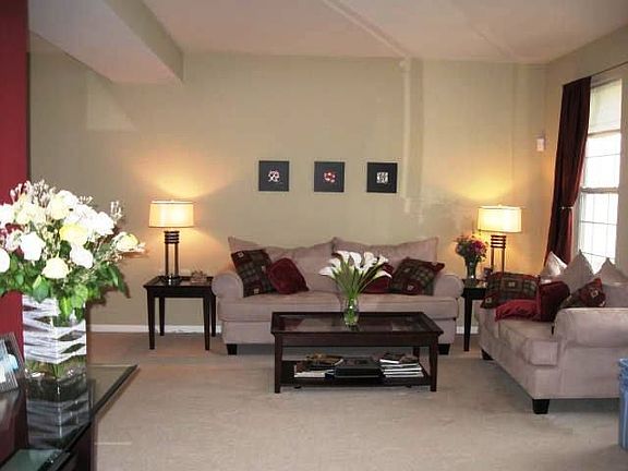 13 x14 living room