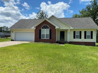 354 Gibson Dr, Raeford, NC 28376