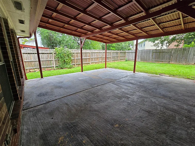 8927 Diamond Lake Ln — Photo 19
