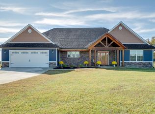 1170 Abiff Rd, Bon Aqua, TN 37025