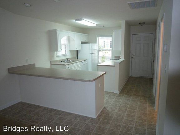 4th image of 6038 Sanibel Dr
