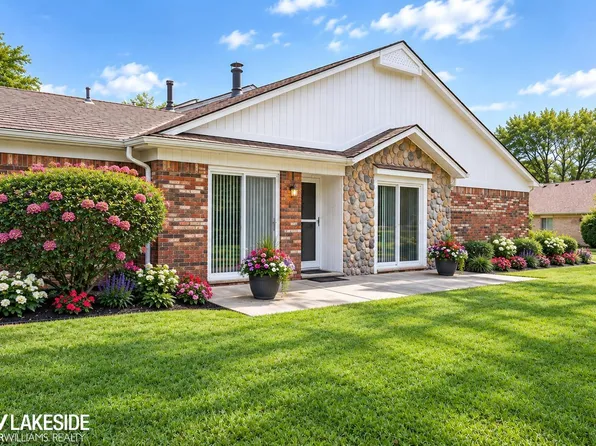 45297 Universal Ct, Shelby Township, MI 48317