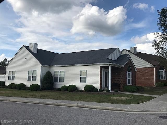1st image of 1702 Lions Dr