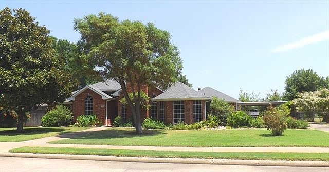 1st image of 4016 Blossom Dr